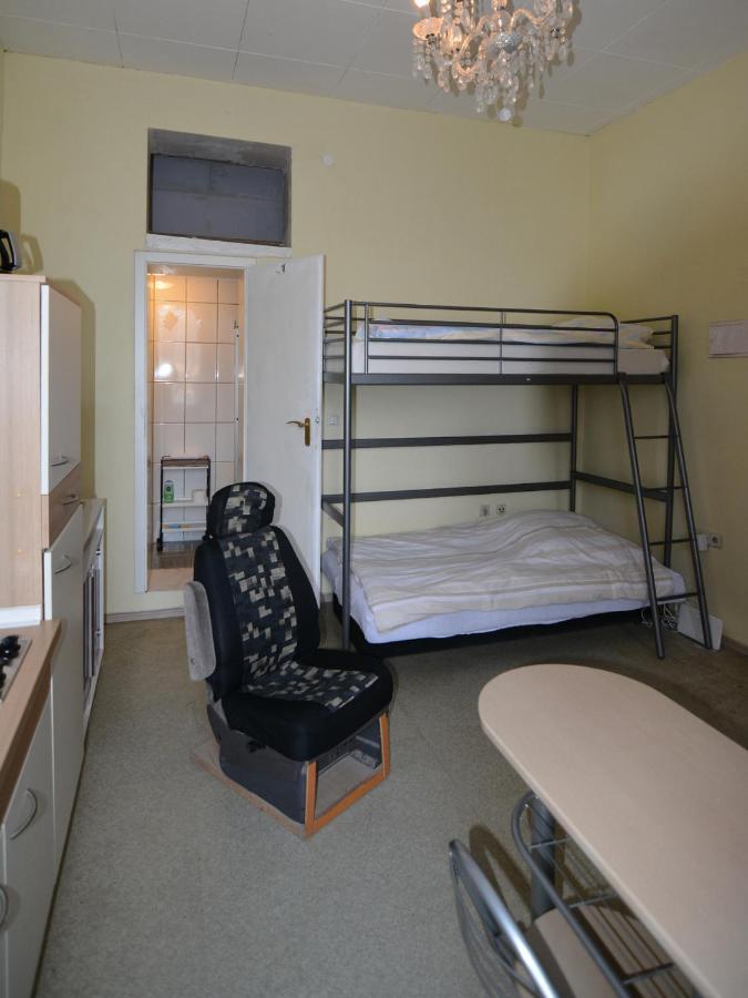 Ma-A2 Single Wohnung Krefeld Bagian luar foto