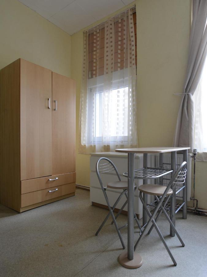 Ma-A2 Single Wohnung Krefeld Bagian luar foto